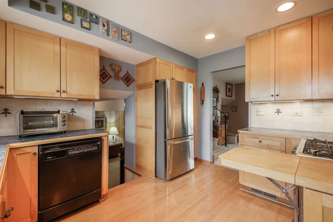 Photo of 447 Tennyson Road