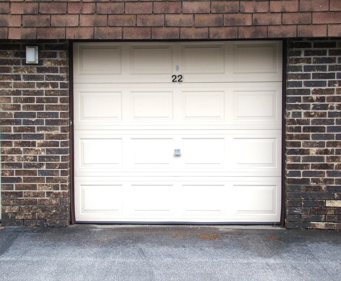 Photo of Unit B202 at 830 Elder Road