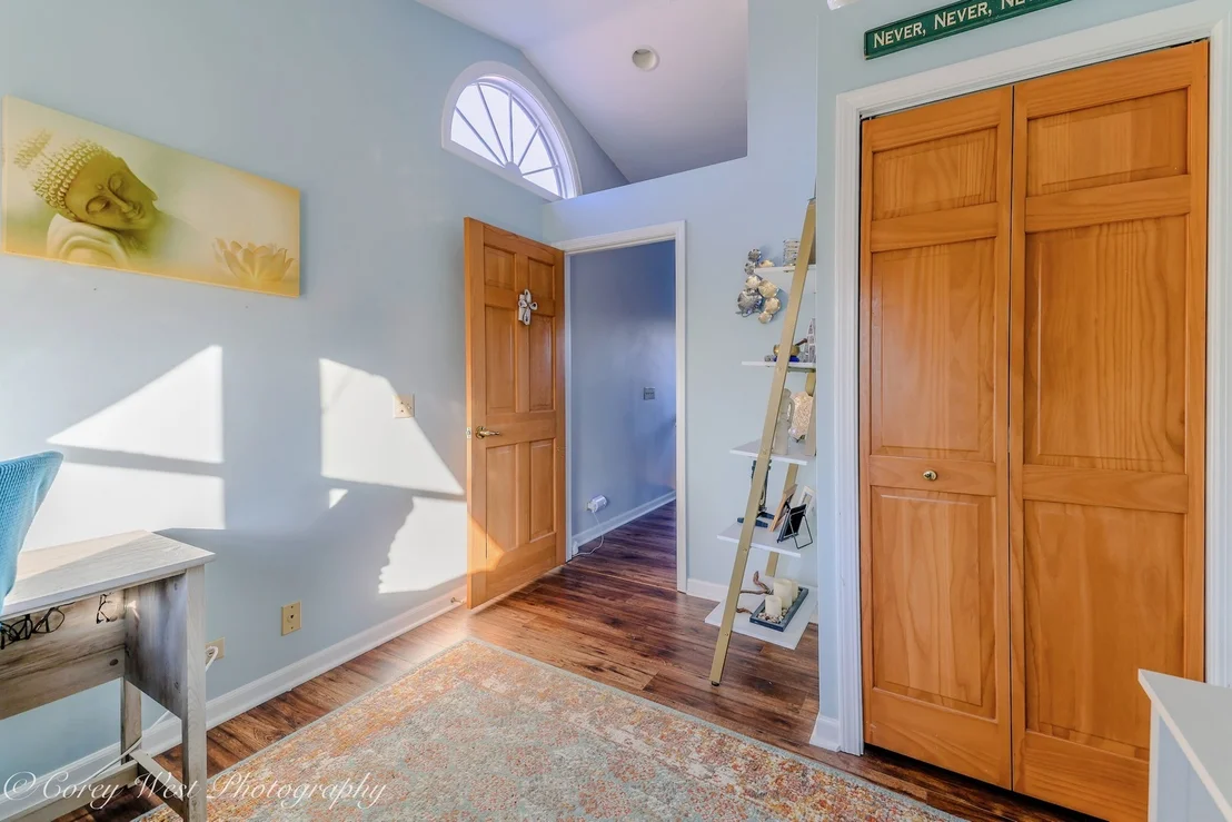 Photo of 10215 Ridge Lane