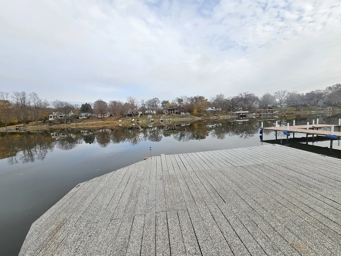 Photo of 6N263 River Drive