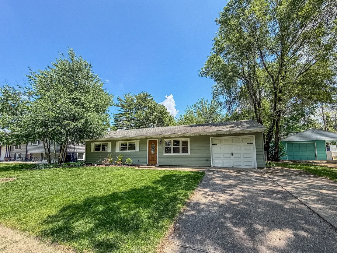 Photo of 1116 Centennial Drive