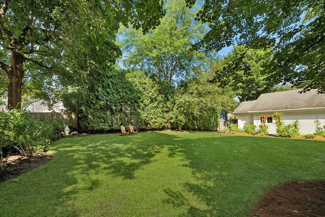 Photo of 579 Hill Terrace