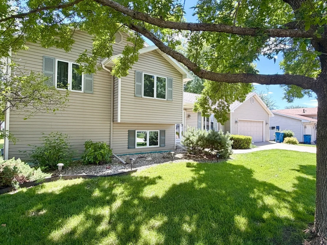 Photo of 740 26th Street