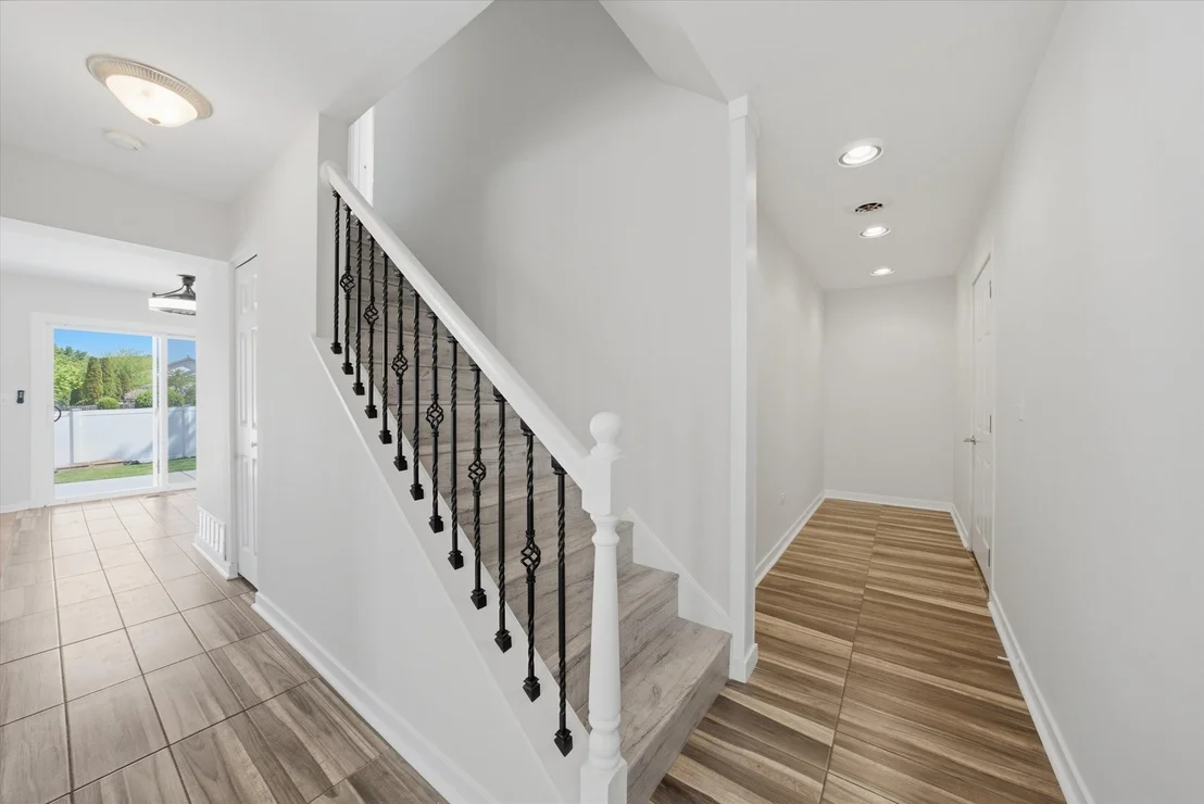 Photo of 5615 Stonybrook Drive