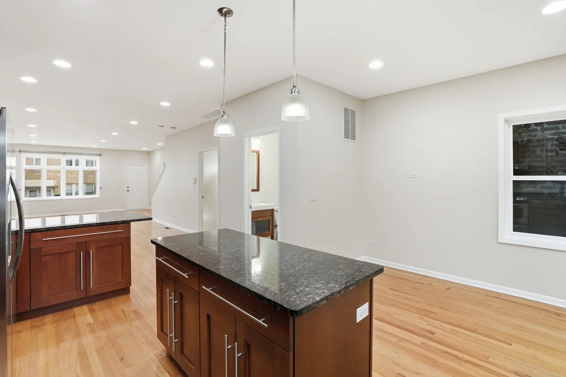 Photo of 345 W 29th Place