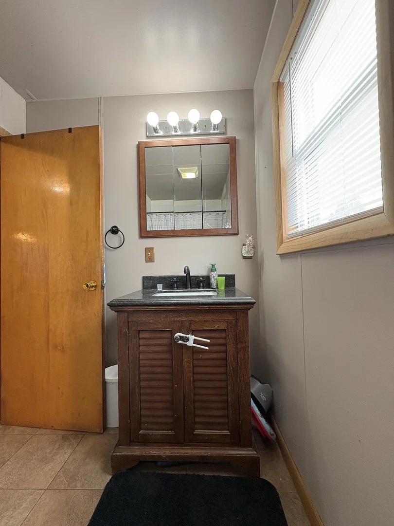 Photo of 913 Canal Street