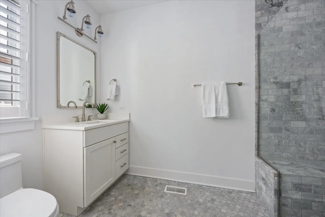 Photo of 1511 Central Avenue