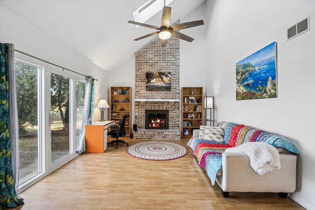 Photo of 461 Breckenridge Drive