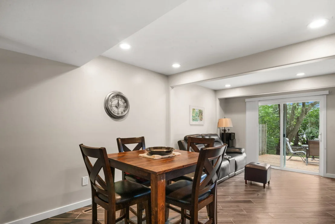 Photo of 13 Dumbarton Oaks Place