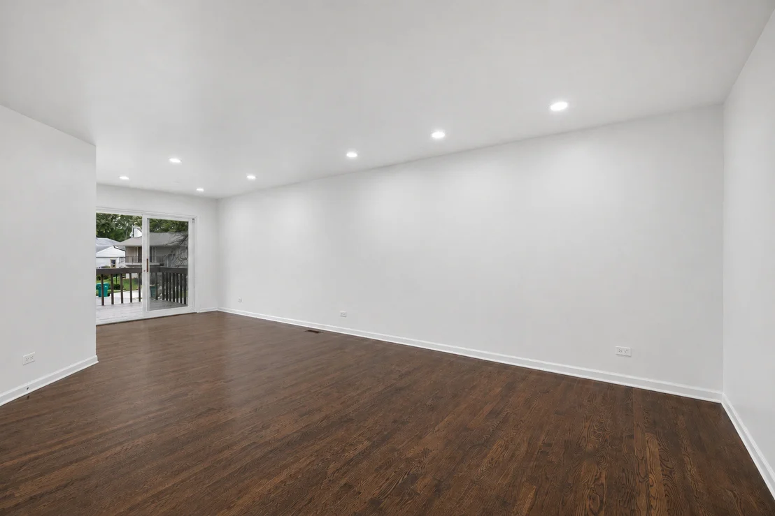 Photo of 669 White Pine Road