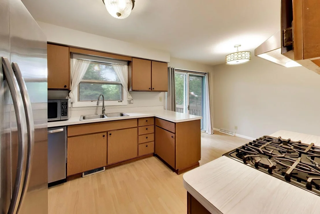 Photo of 717 Cheever Avenue