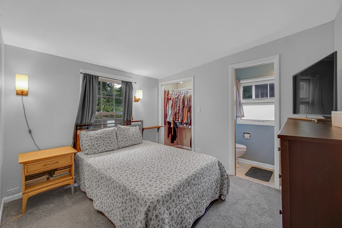 Photo of 909 Pershing Drive
