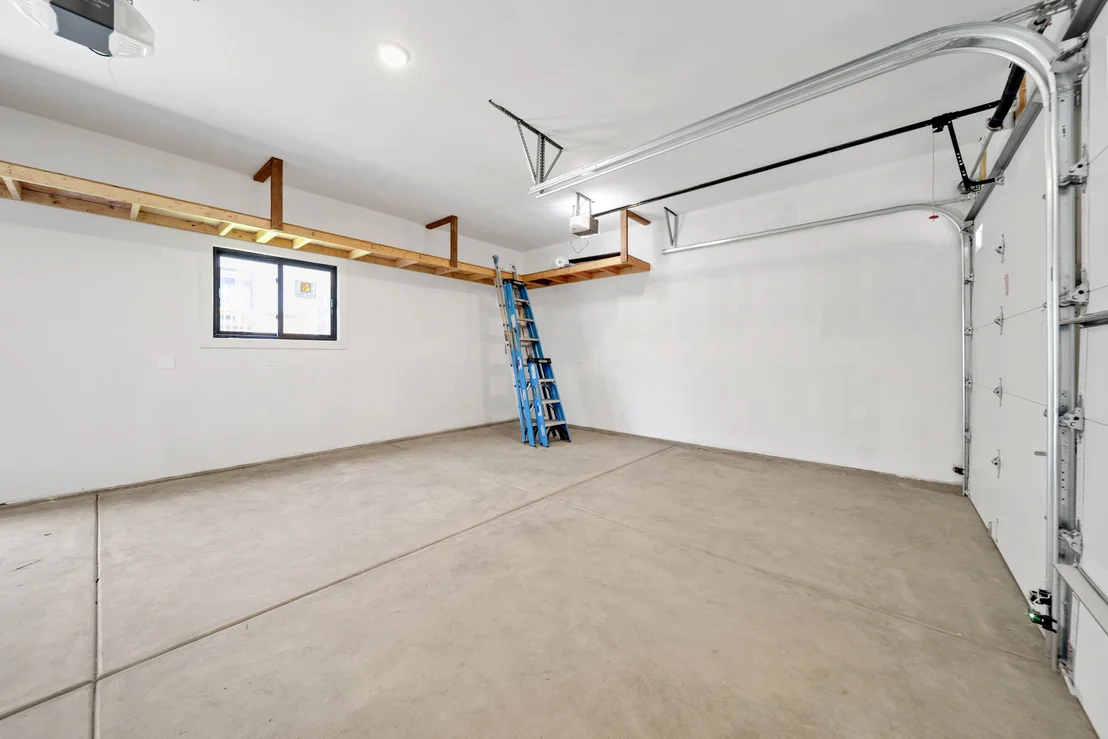 Photo of 5347 N Bernard Street