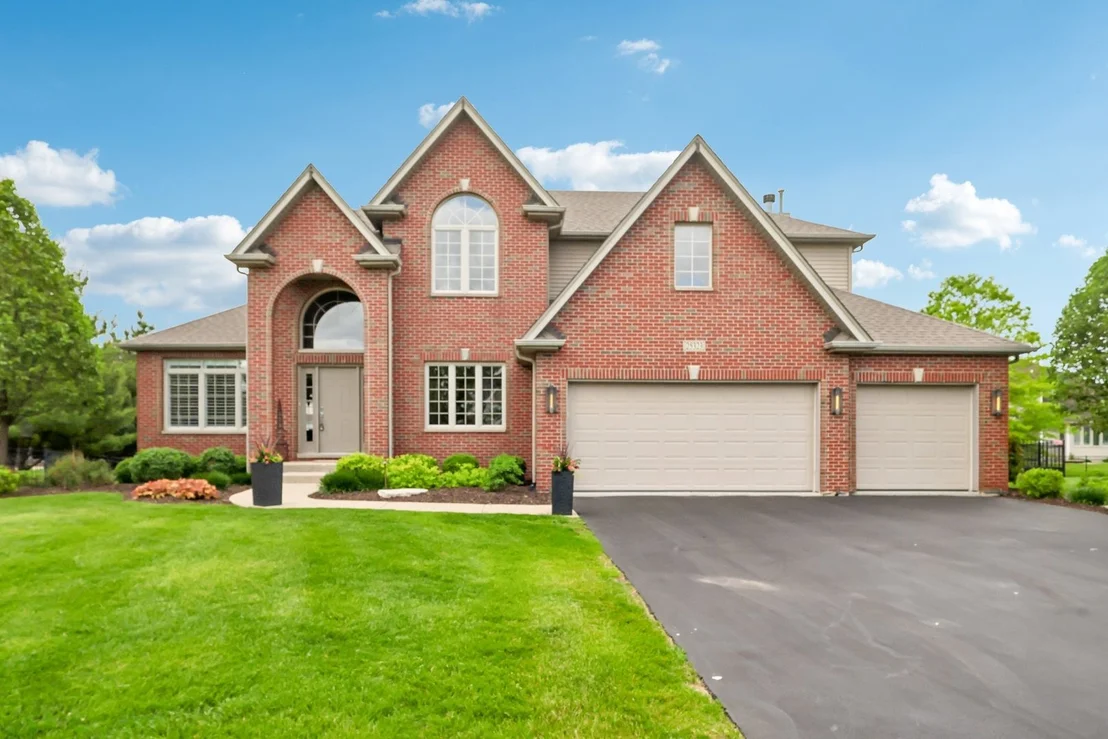 Photo of 25323 WILSON Court