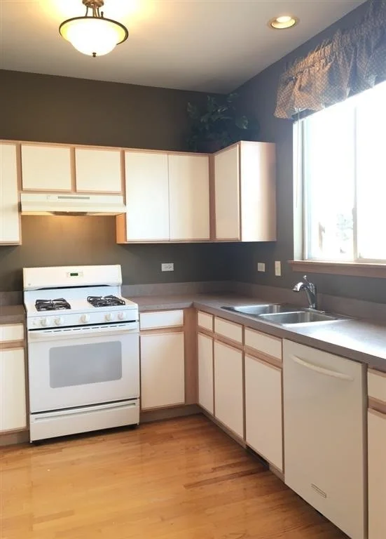Photo of 484 Littleton Trail