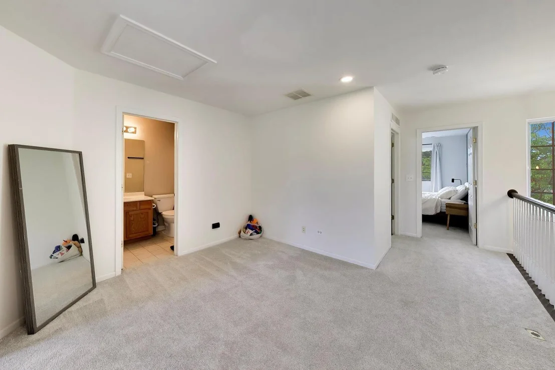 Photo of 17576 Gilbert Drive