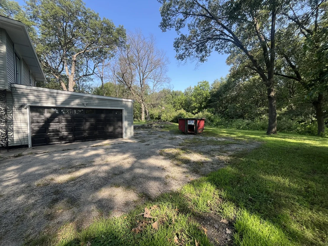 Photo of 1401 Oakleaf Drive