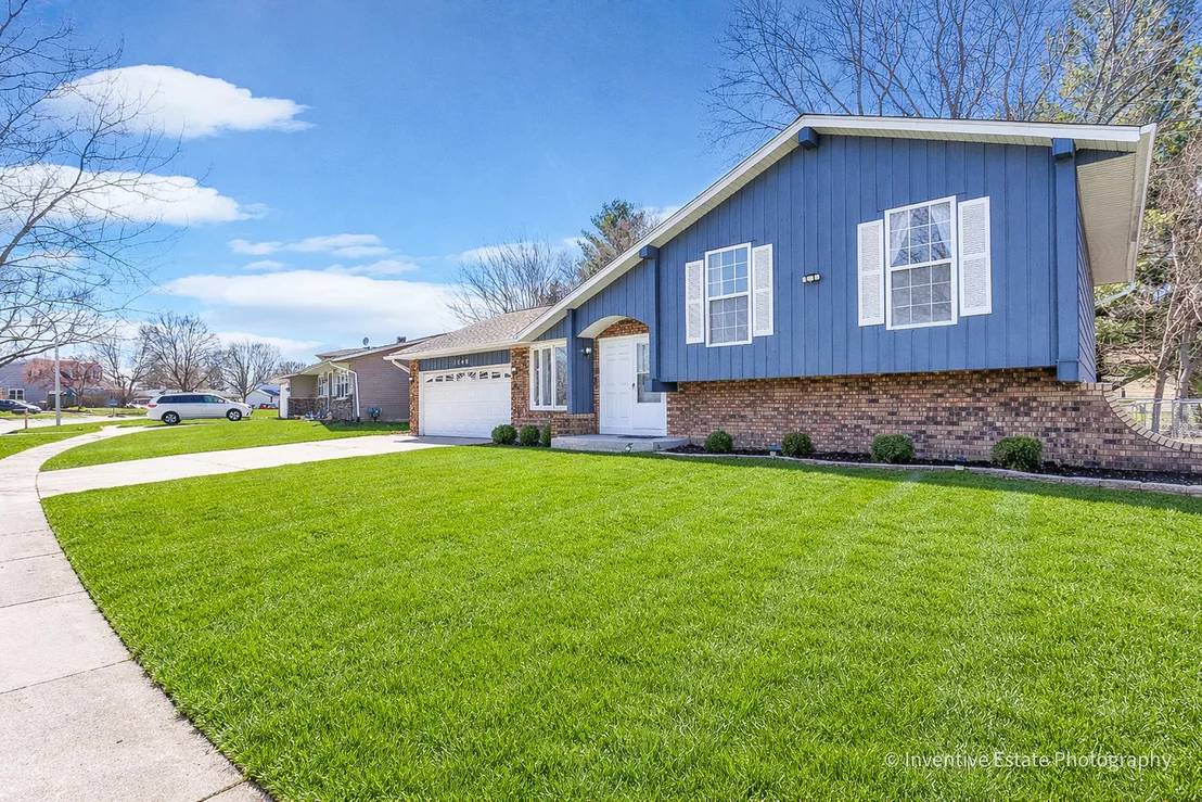Photo of 1560 Sheffield Drive
