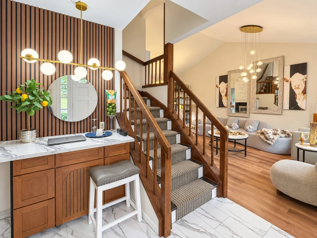 Photo of 1401 Knoll Drive