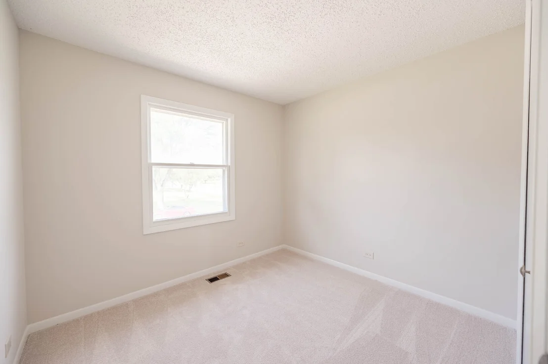 Photo of 1795 Kent Road