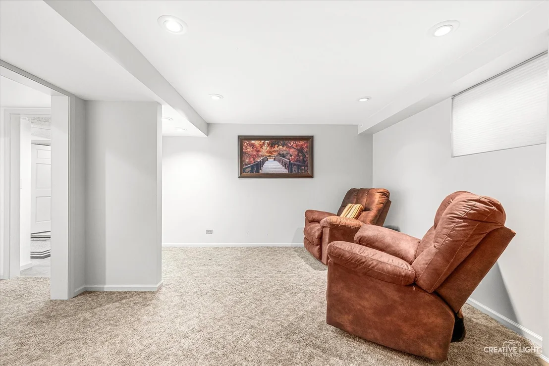 Photo of 413 Windsor Drive