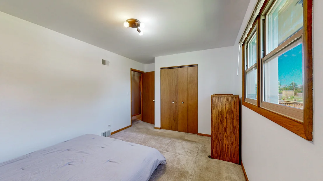 Photo of 2N061 Mildred Avenue