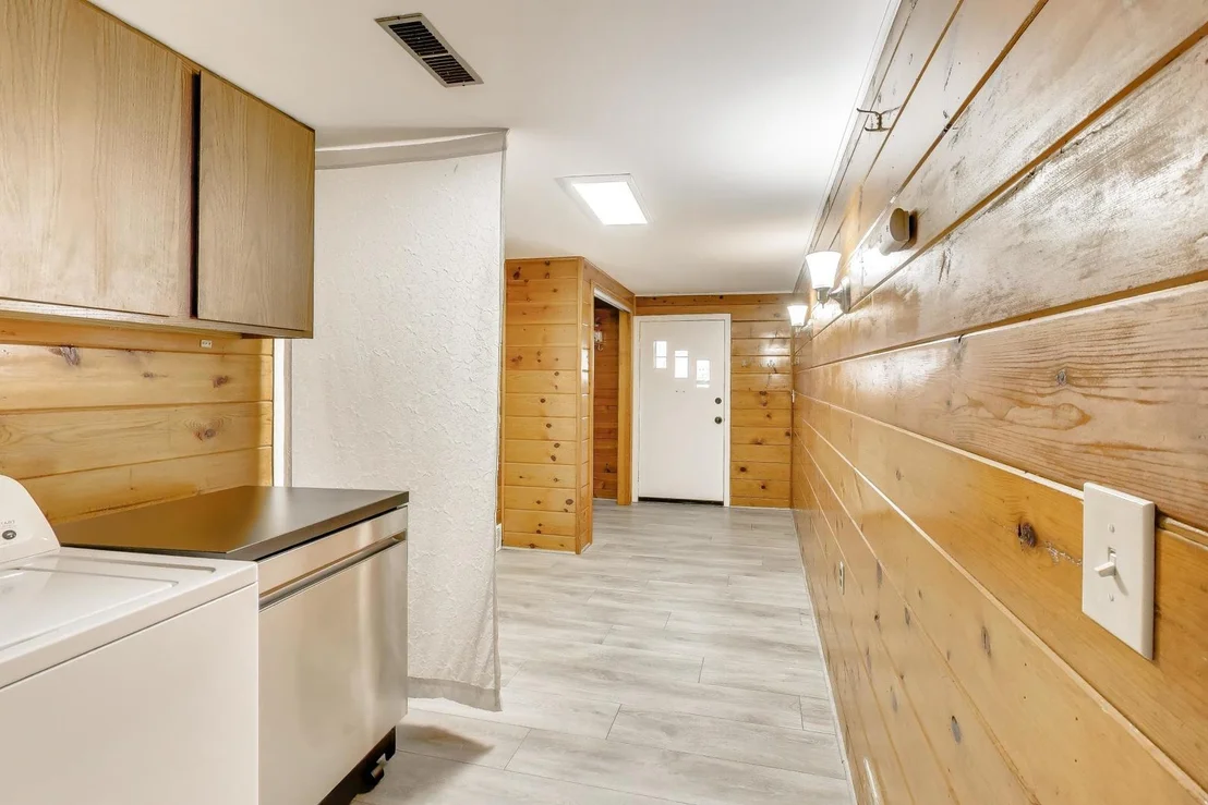 Photo of 239 Maplewood Drive