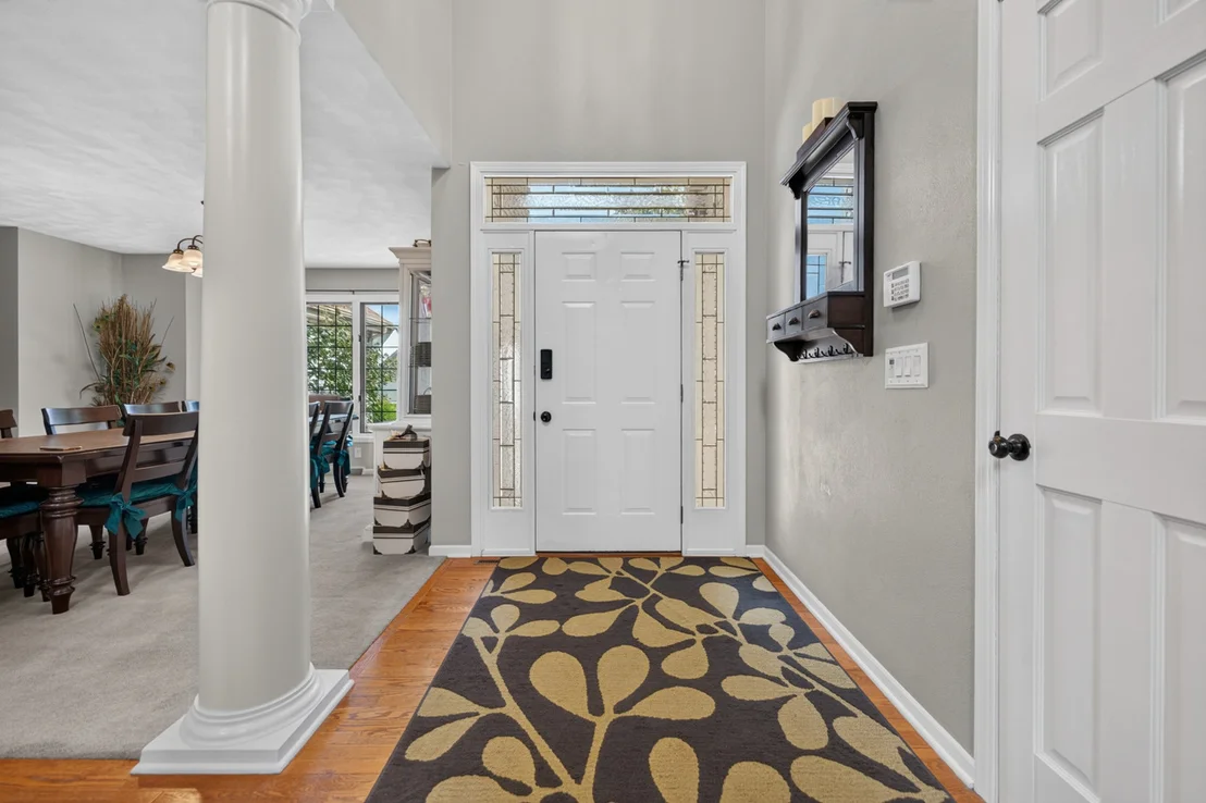 Photo of 9176 Forest Ridge Drive