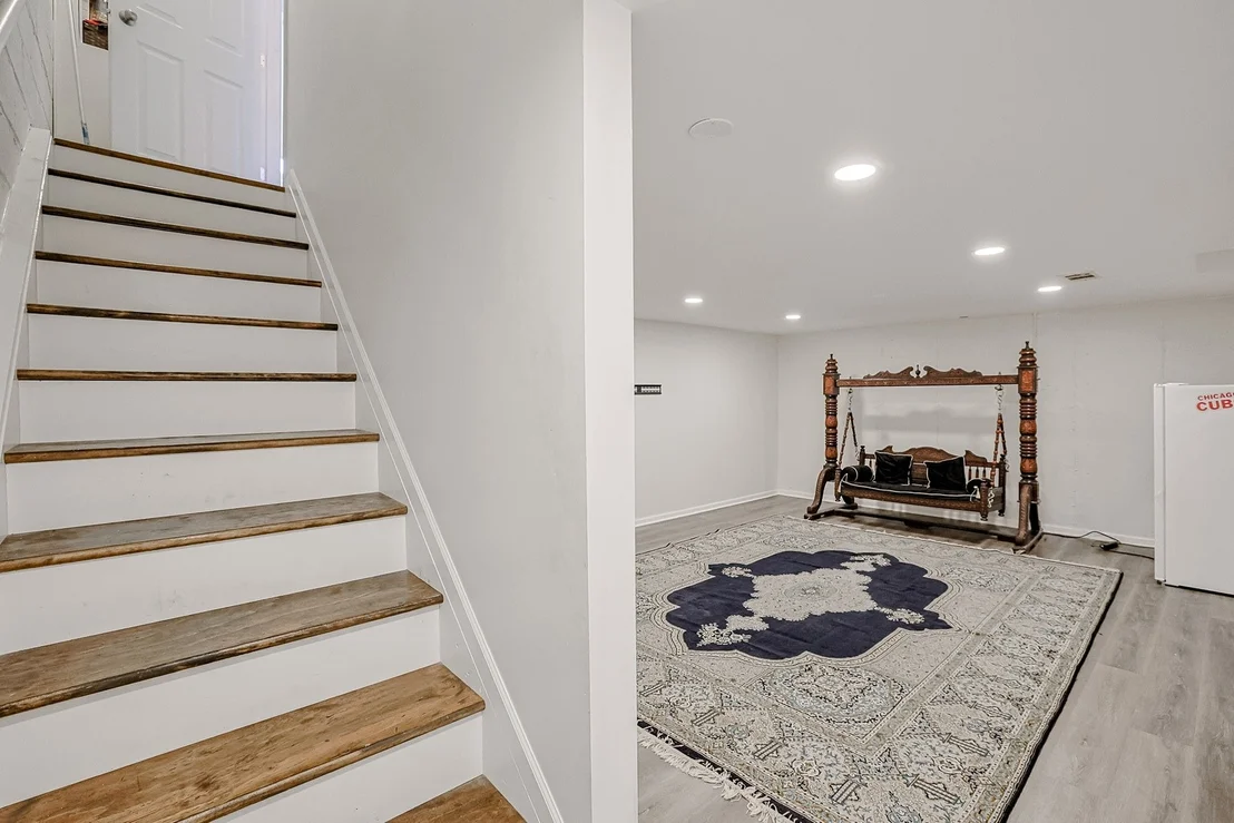 Photo of 293 Barclay Drive