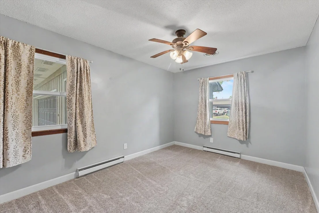Photo of 110 N Joy Drive
