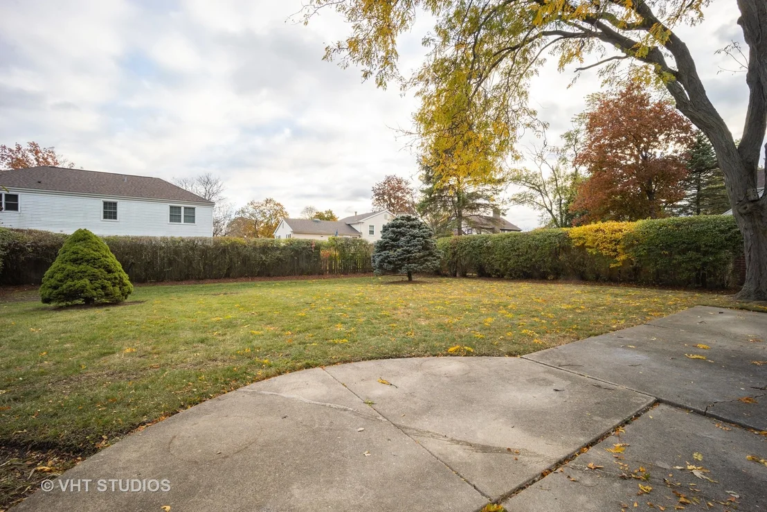 Photo of 3849 Crestwood Drive