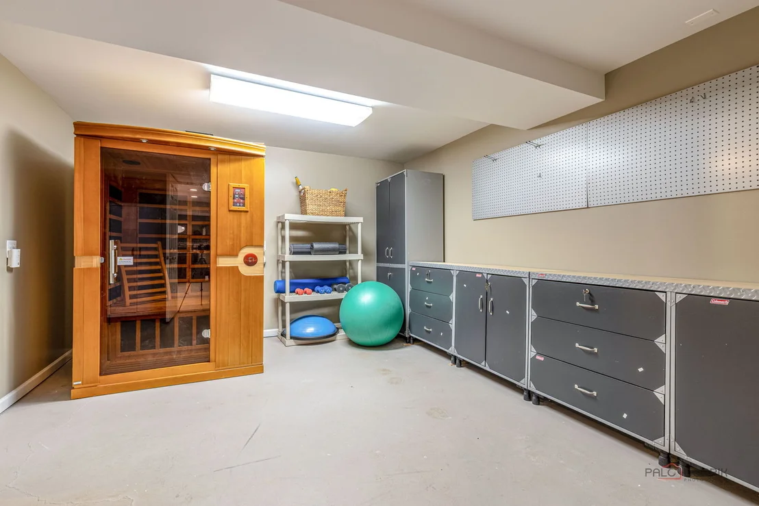 Photo of 2768 Glendower Terrace