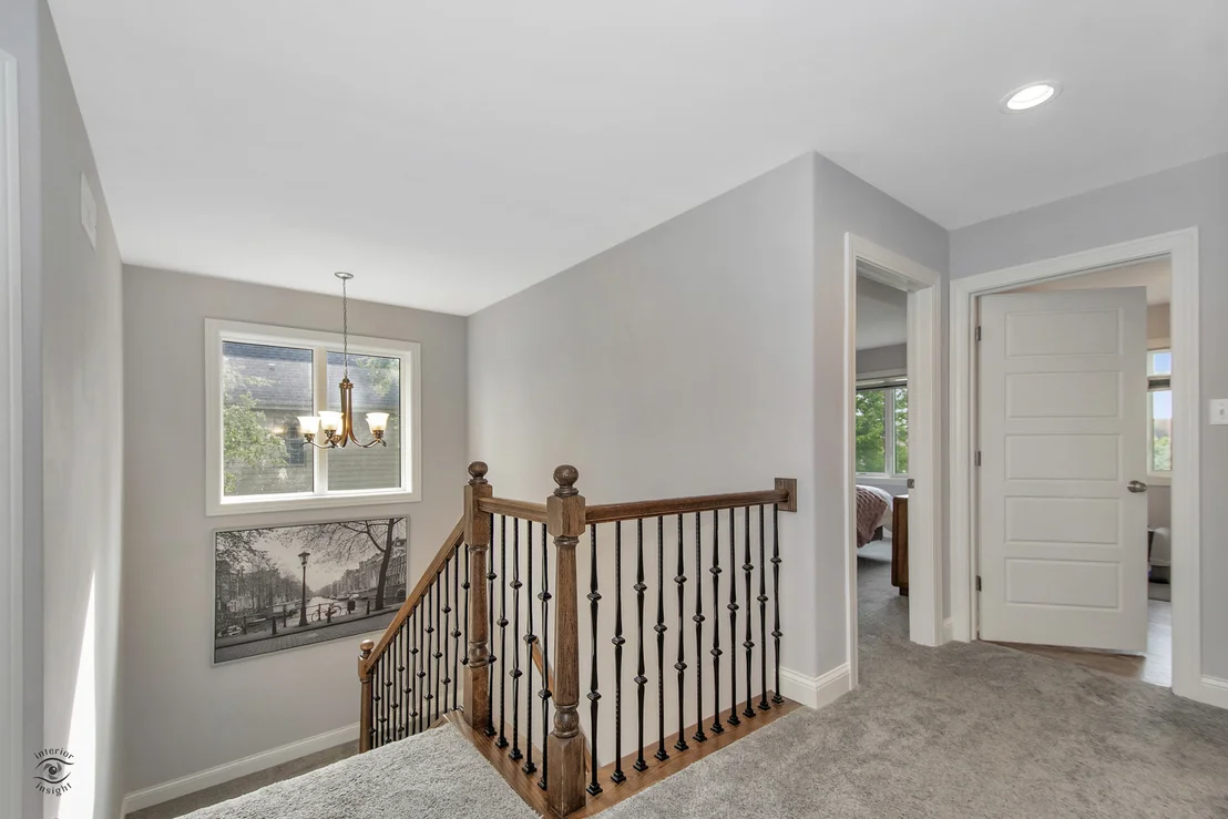 Photo of 1973 Edgeview Drive