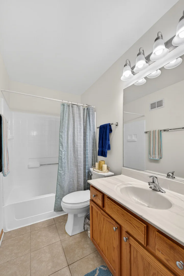 Photo of 939 Four Seasons Boulevard