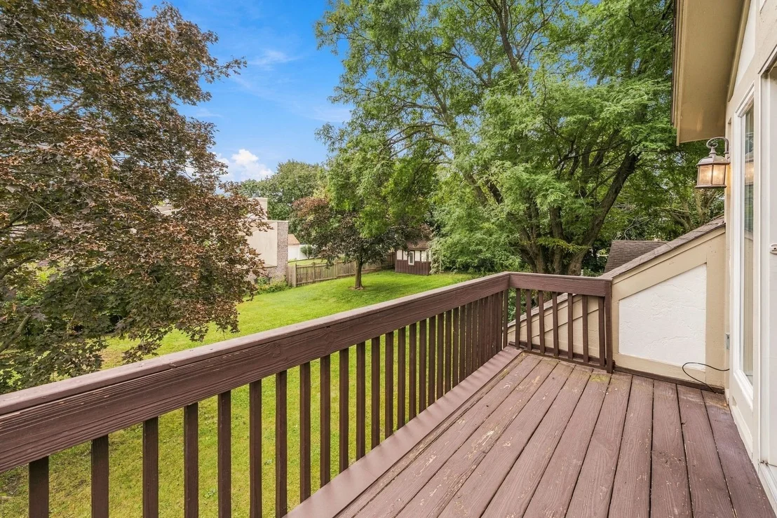Photo of 1221 W Sable Drive