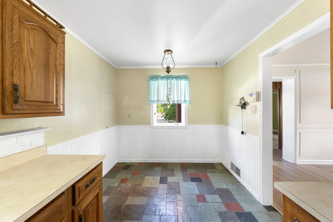 Photo of 17606 N Burnham Avenue