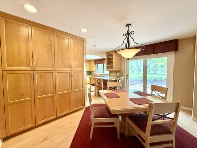 Photo of 11N071 Johnstown Road