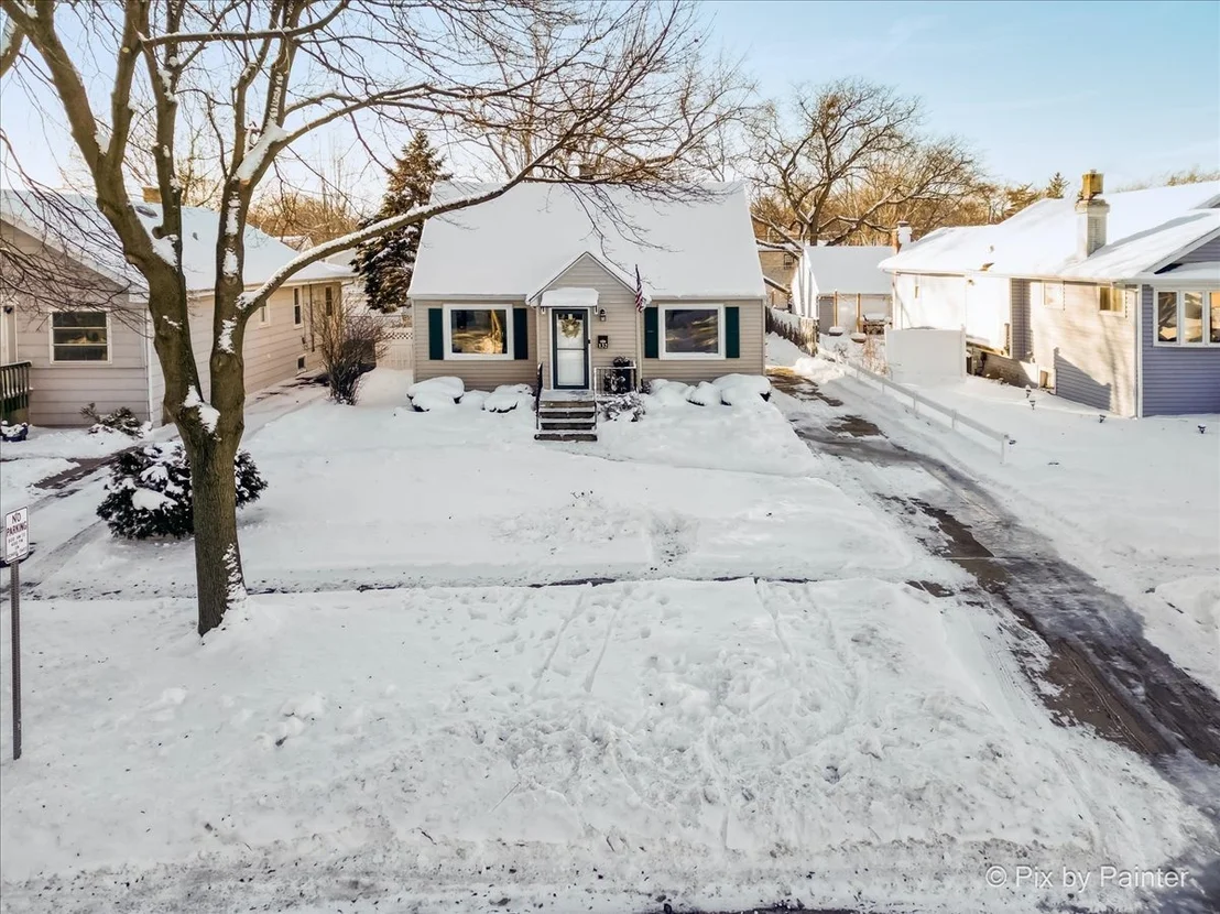 Photo of 132 N Elroy Avenue