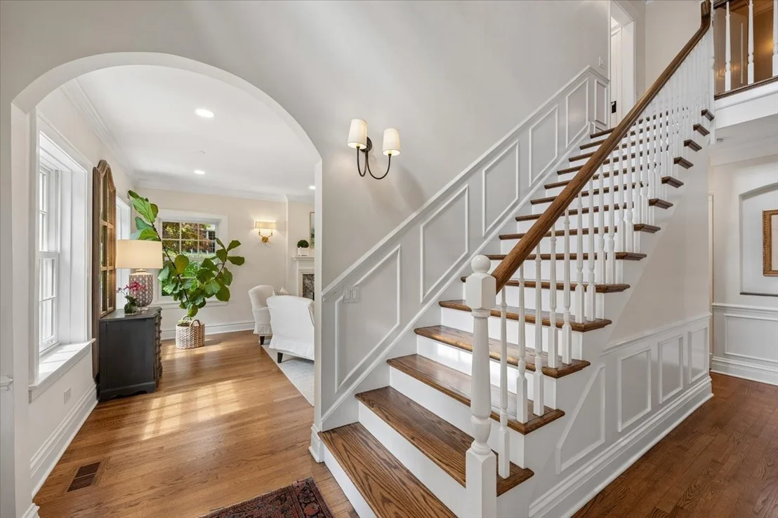Photo of 579 Hill Terrace
