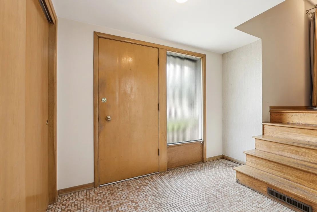 Photo of 5746 Vine Street