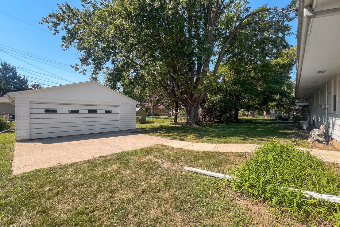 Photo of 807 Sheridan Road