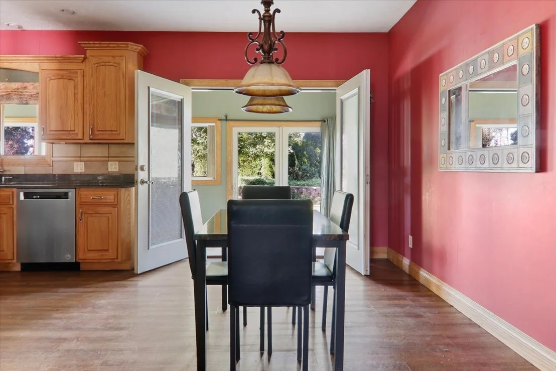Photo of 3002 Neaves Drive