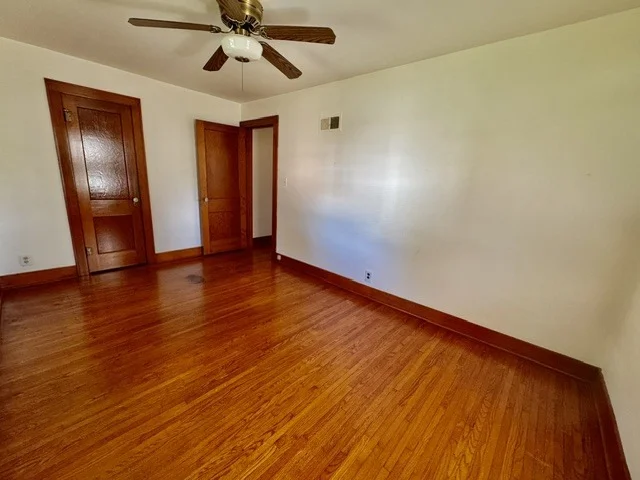 Photo of 409 Oak Street