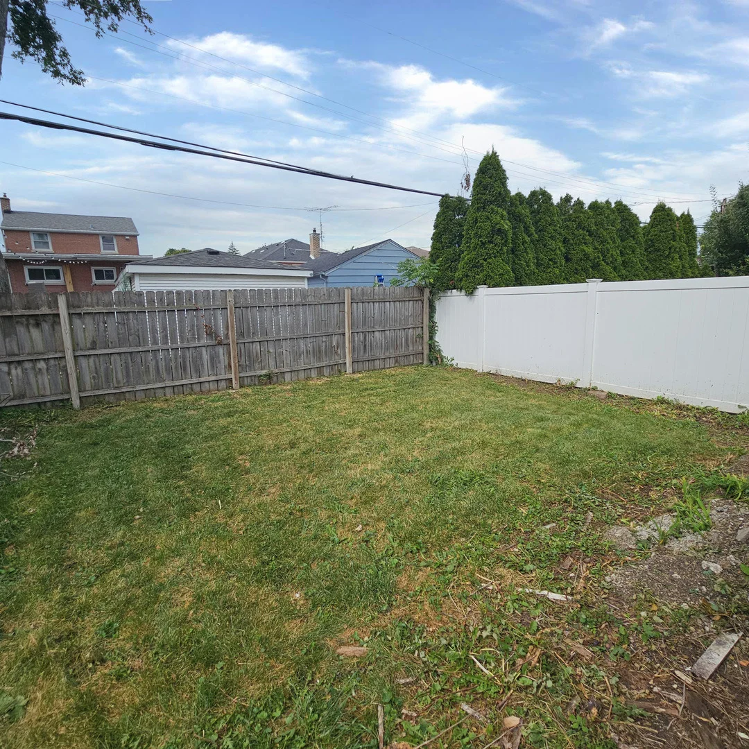 Photo of 1444 Morris Avenue