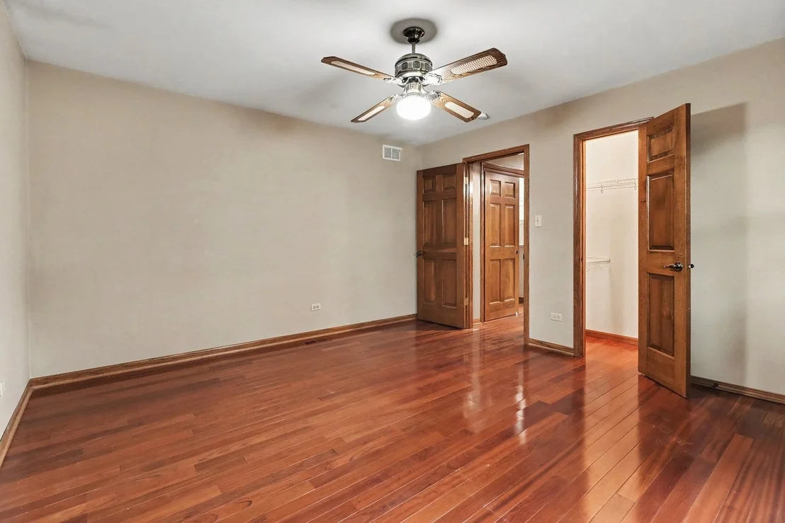 Photo of 1 Golf View Lane