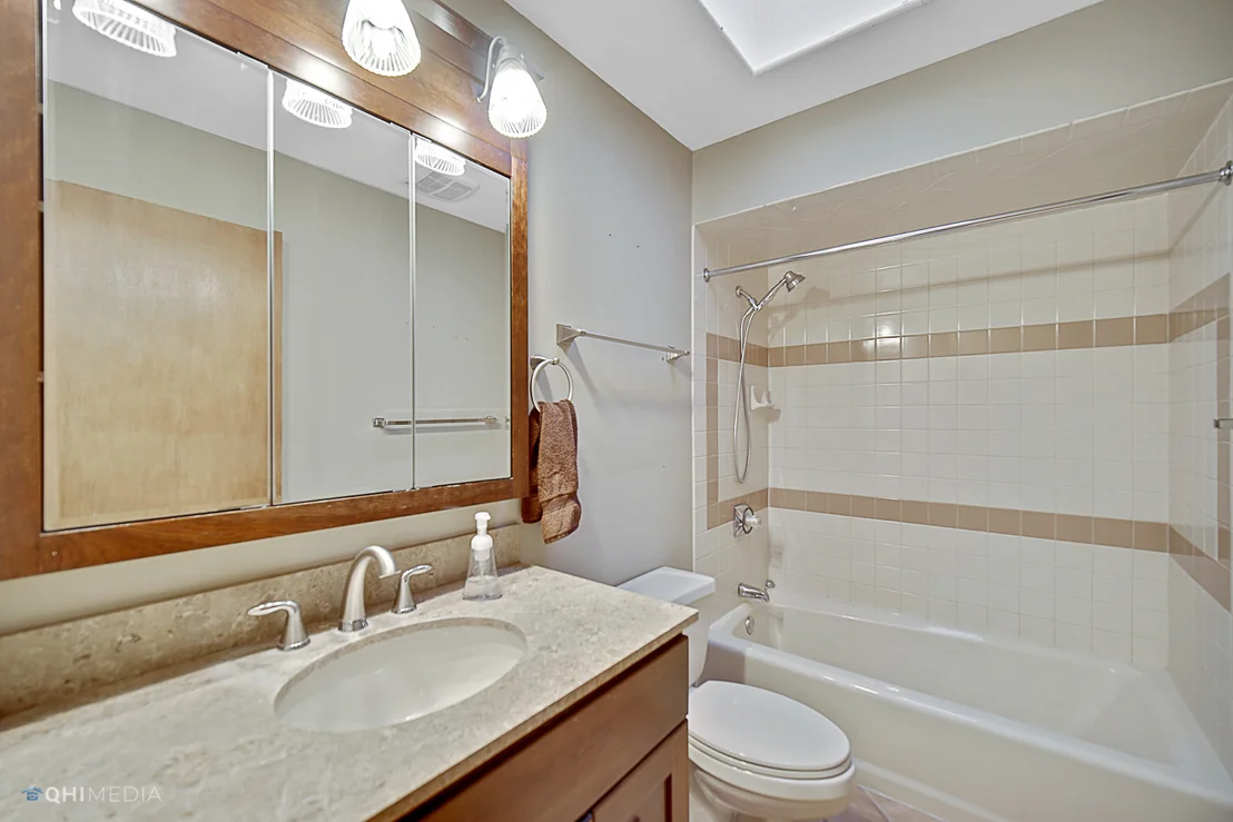Photo of 7731 Brookbank Road
