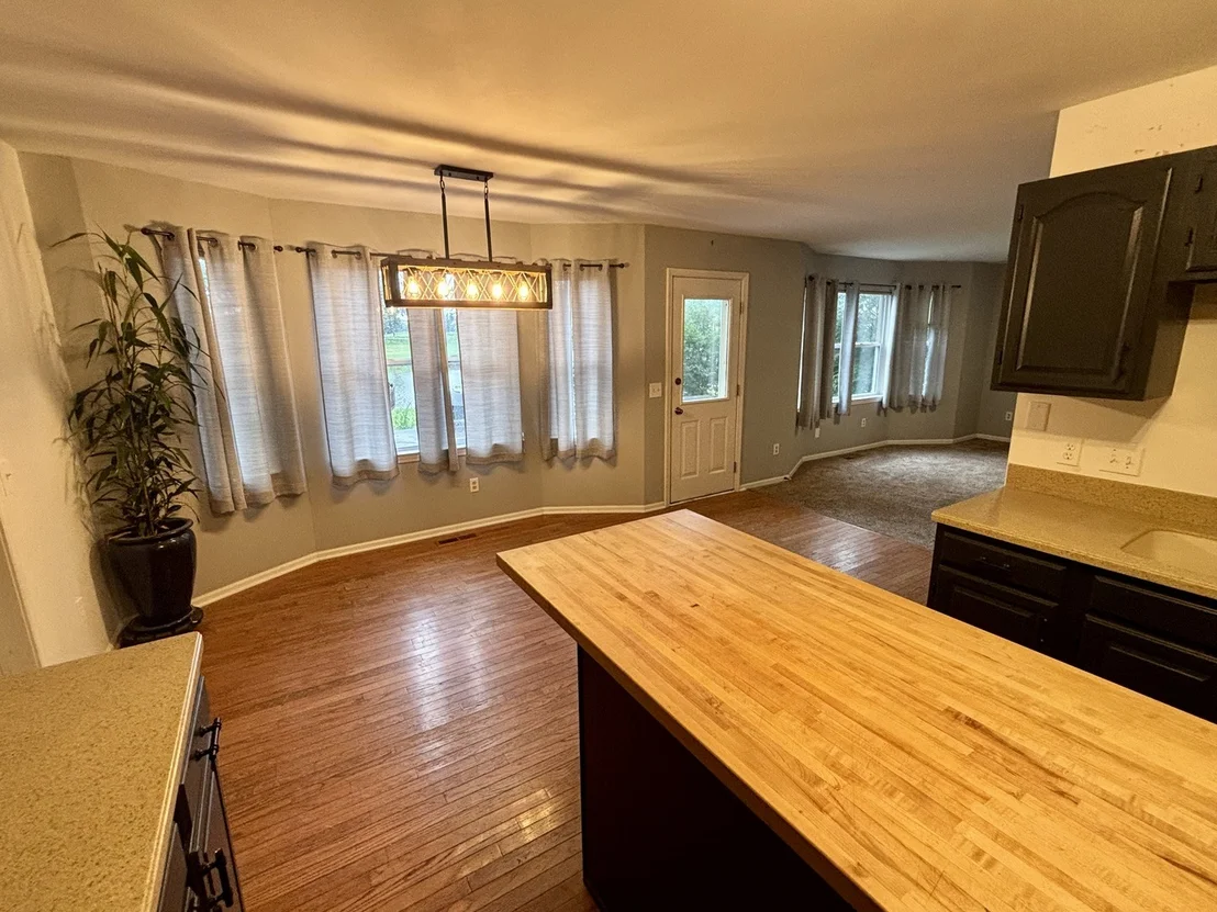 Photo of 2580 Westminster Lane