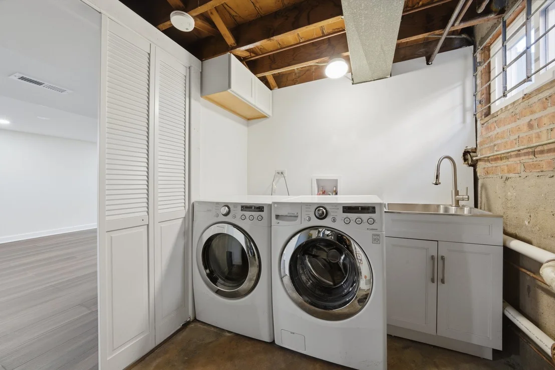 Photo of 415 W 95th Place