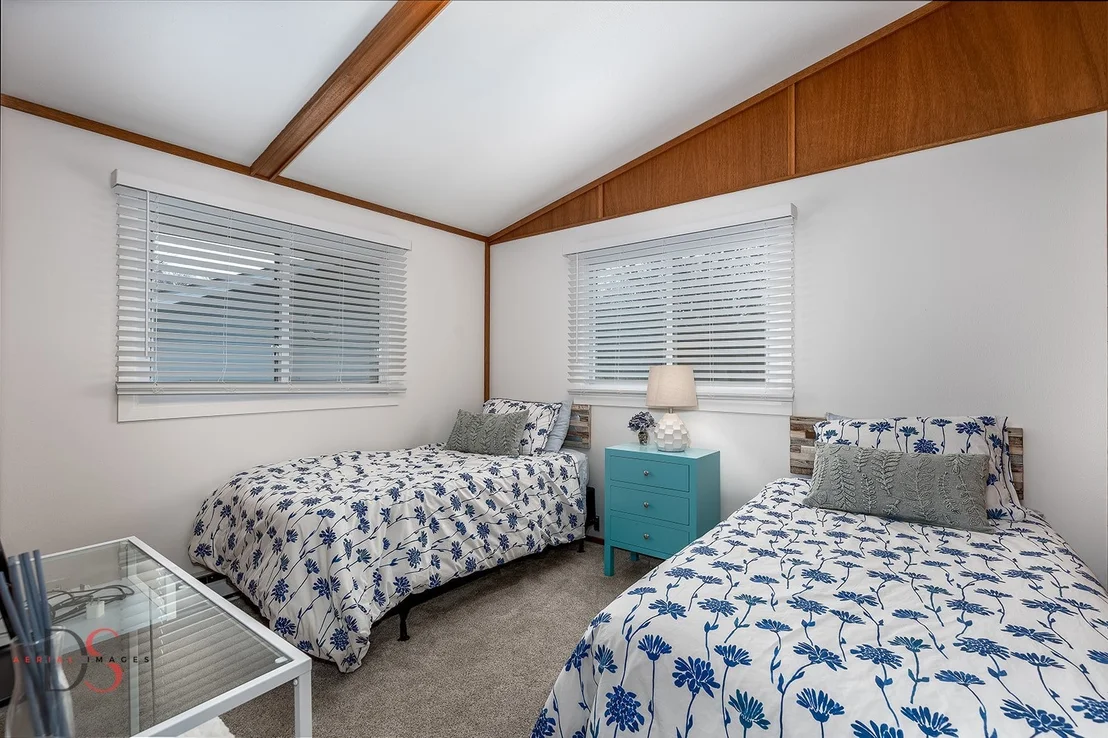 Photo of 152 Beachview Court
