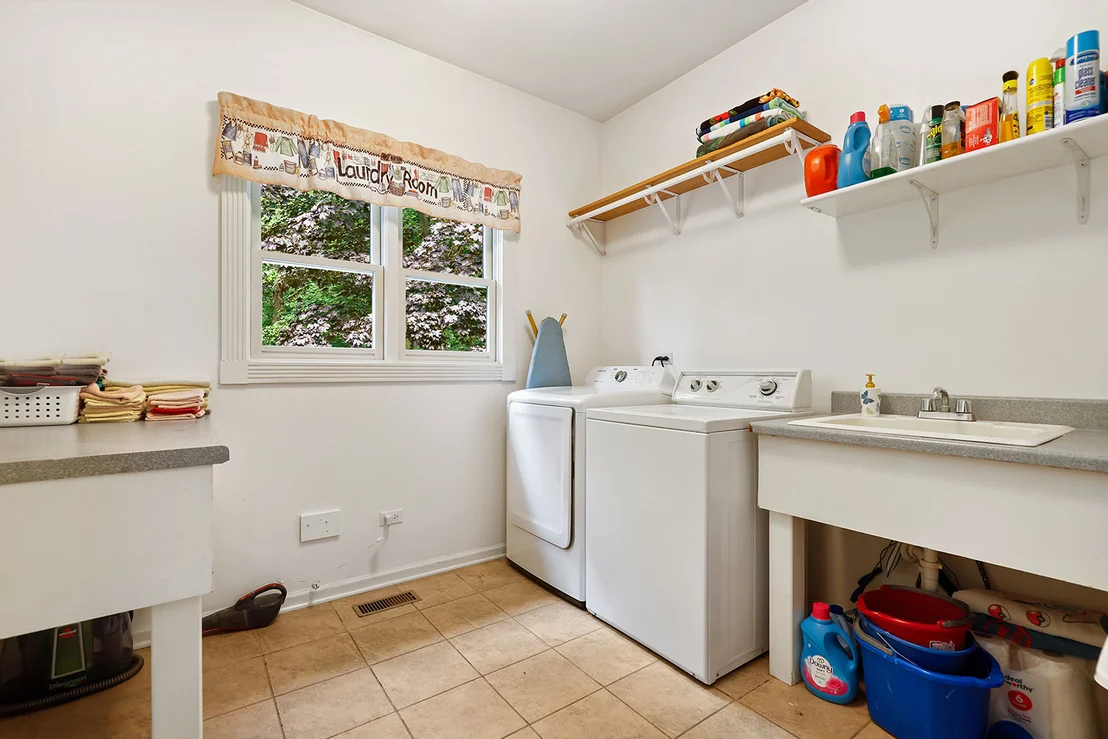 Photo of 3048 Brampton Lane
